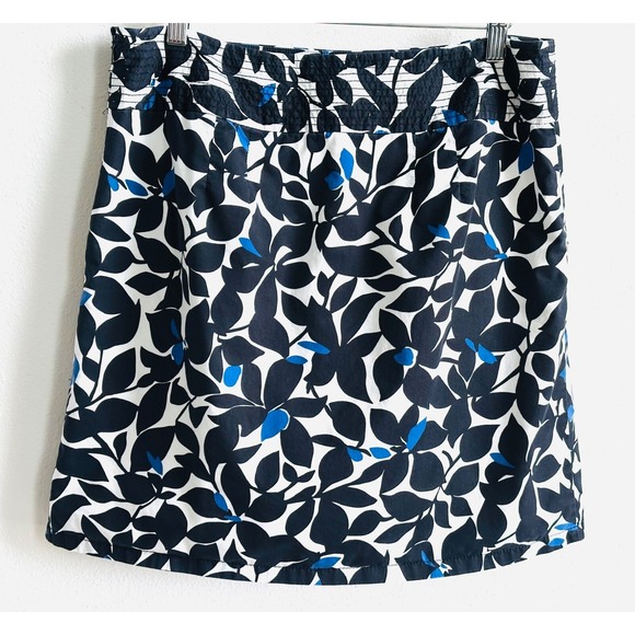 ANN TAYLOR Women's 6 Black White & Blue Floral Cotton A-Line Pleated Mini Skirt - Picture 4 of 11